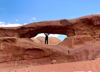 desert-eye-wadi-rum-arch
